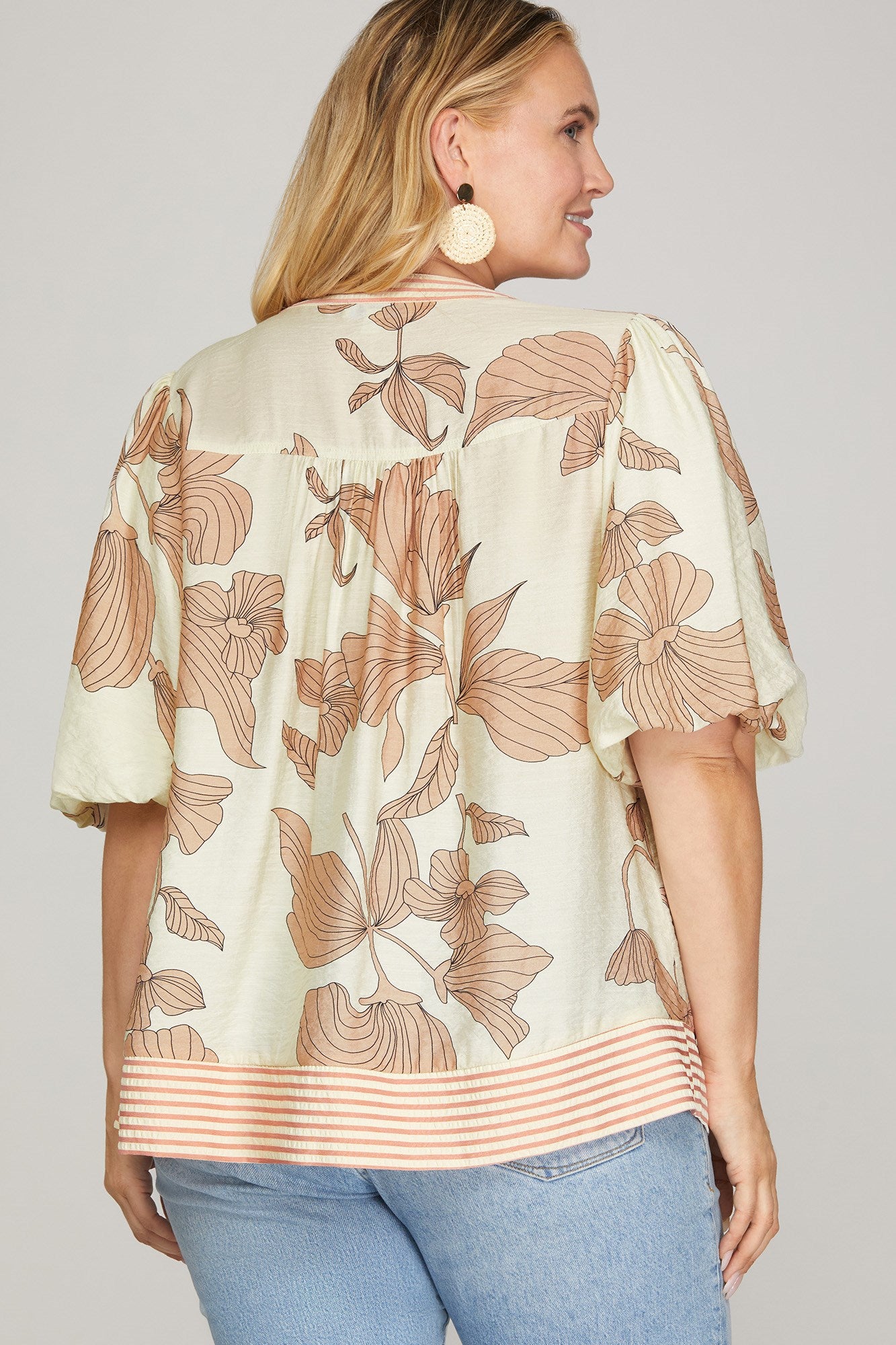 Floral Top w/Striped Border (Curvy)