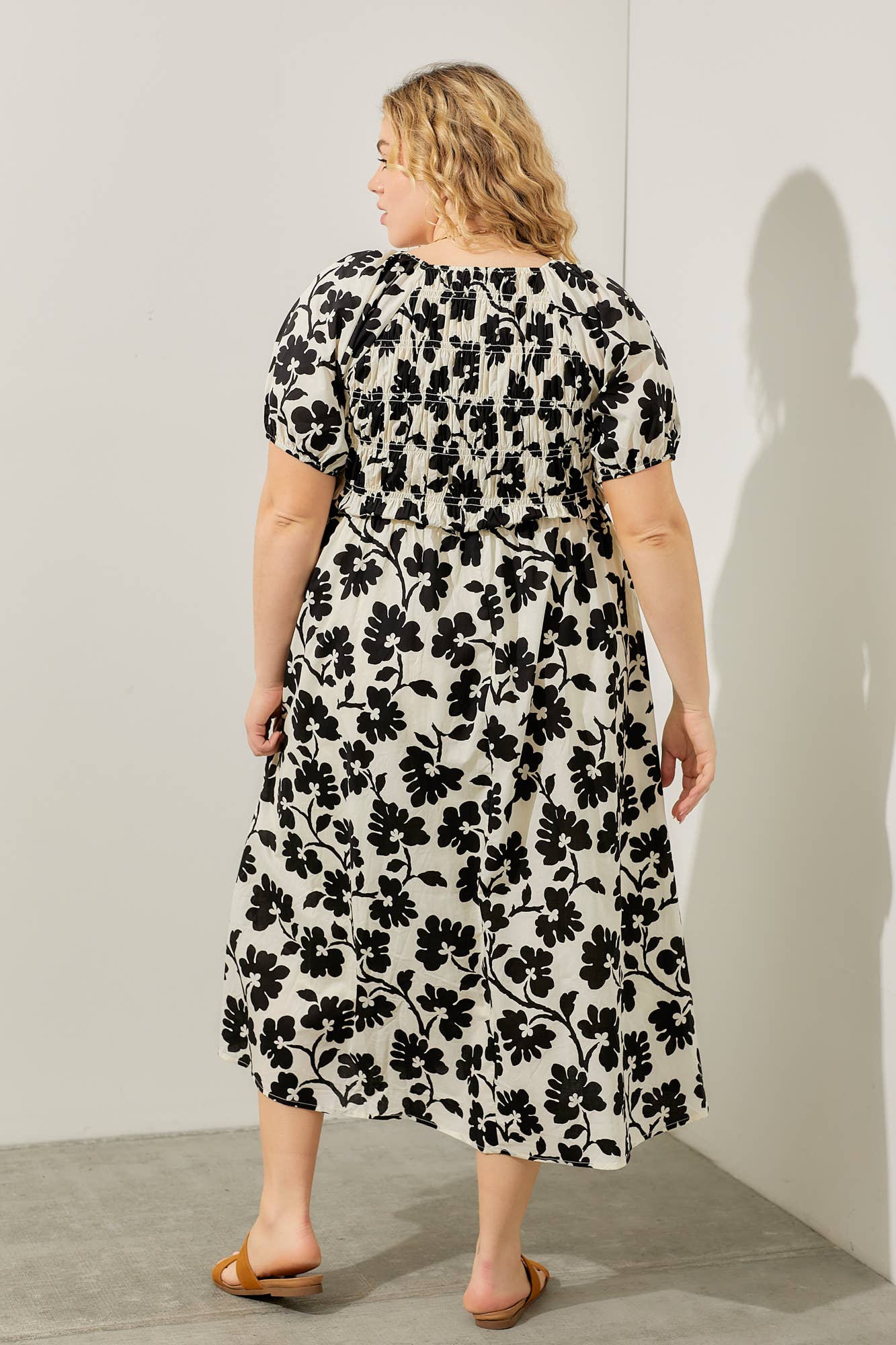 Women's Floral Print Smocked Midi Dress with Pockets