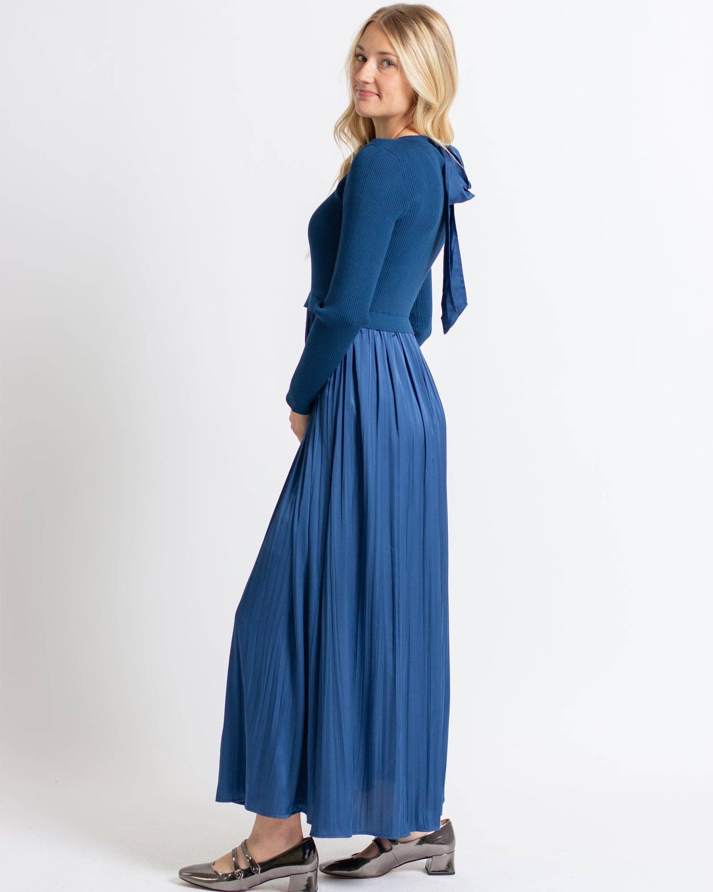 Elegant Blue Sweater Top Maxi Dress with Pleated Satin Skirt | Hybrid Knit & Flowy A-Line