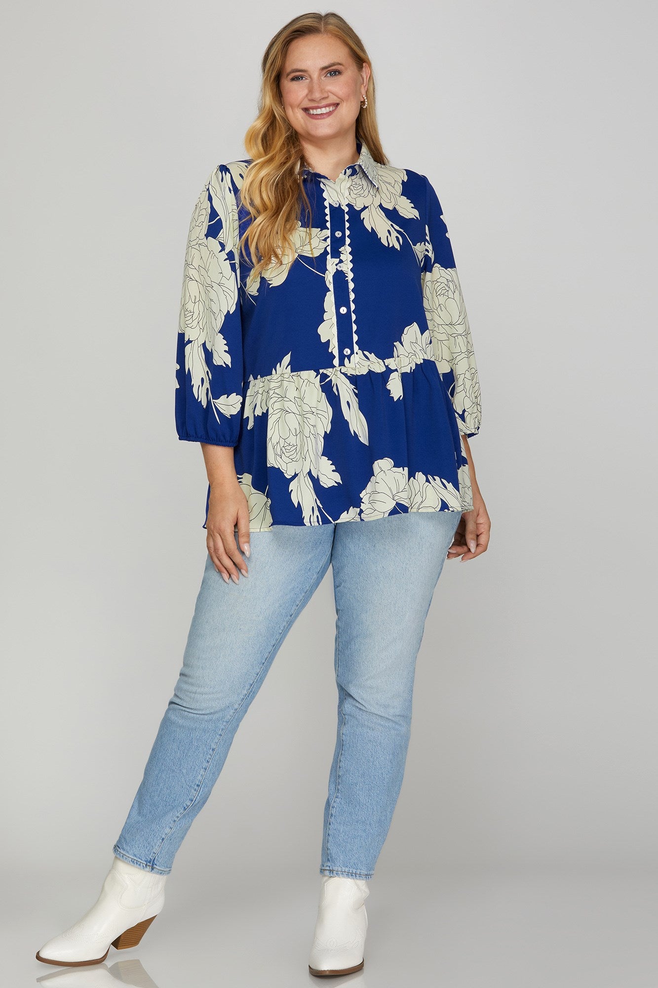 Floral Button Down Peplum Top (Curvy)