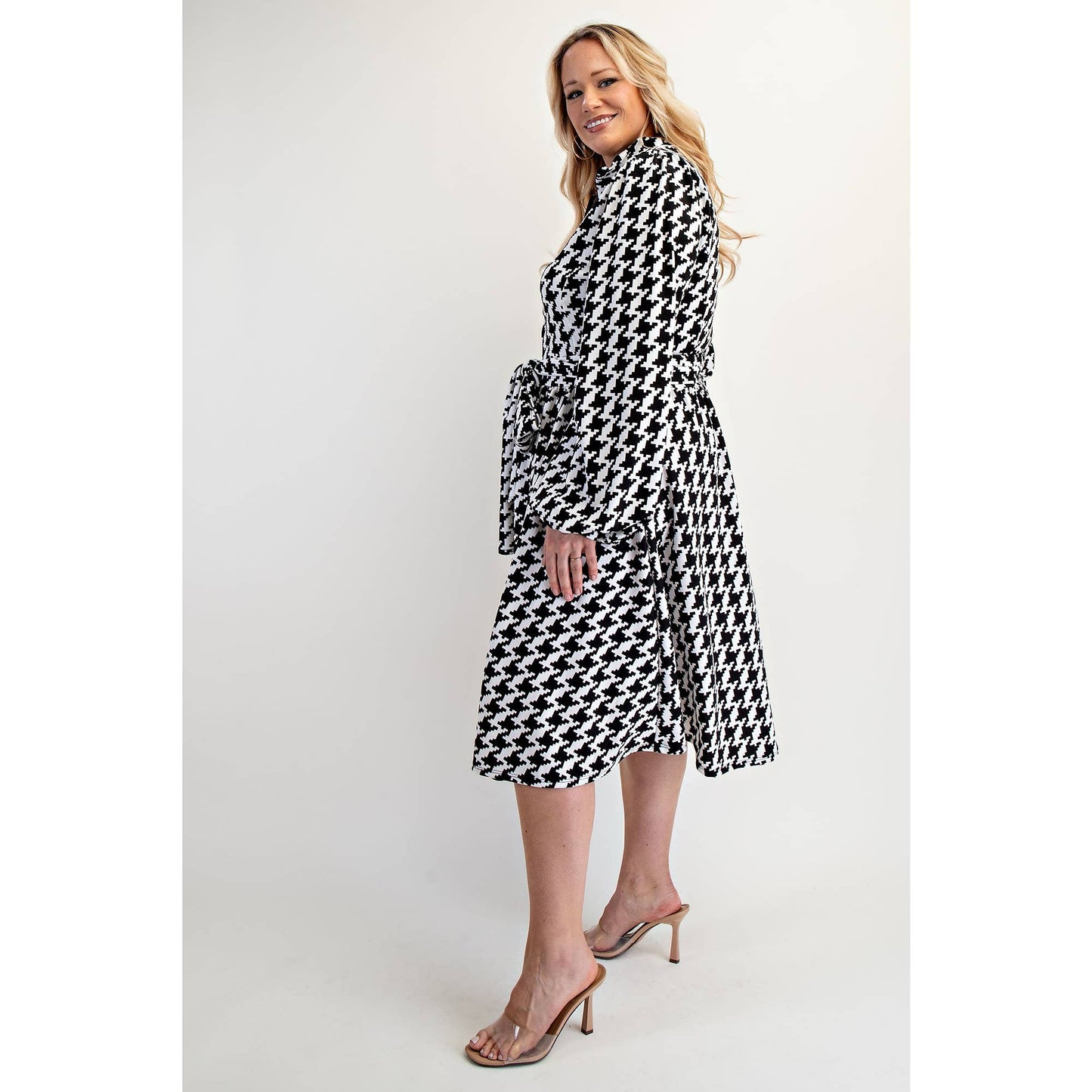 Flirt & Flatter in Houndstooth