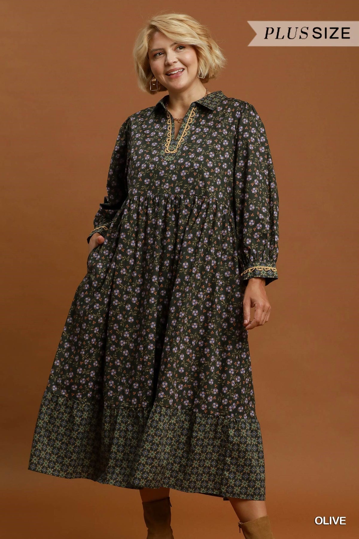Floral Mix Media Print Midi Dress (Curvy)