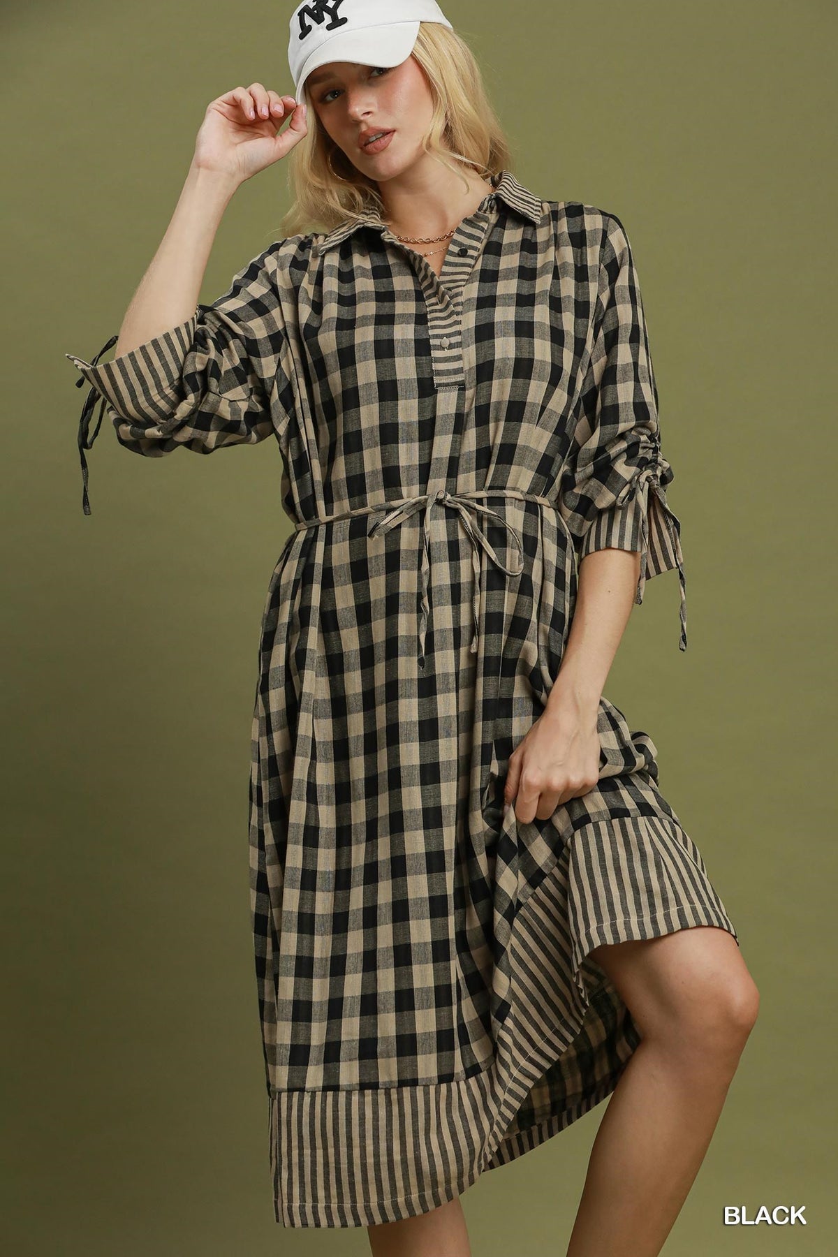 Plaid Dress in Black