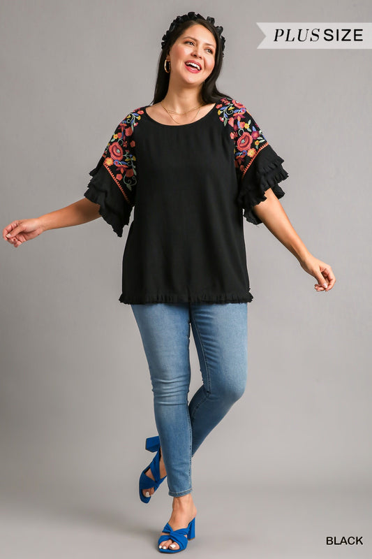 Embroidery Top with Frayed Hem (PLUS)