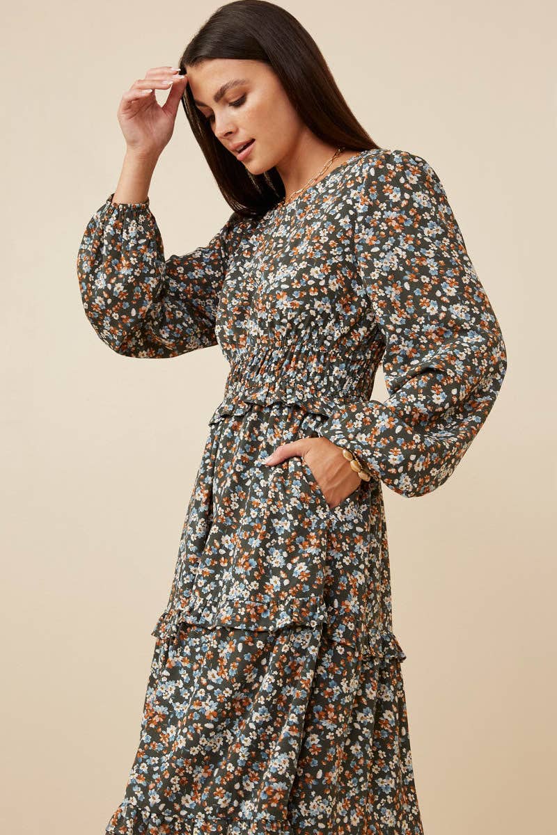 Ditsy Floral Ruffled Dress (Curvy)